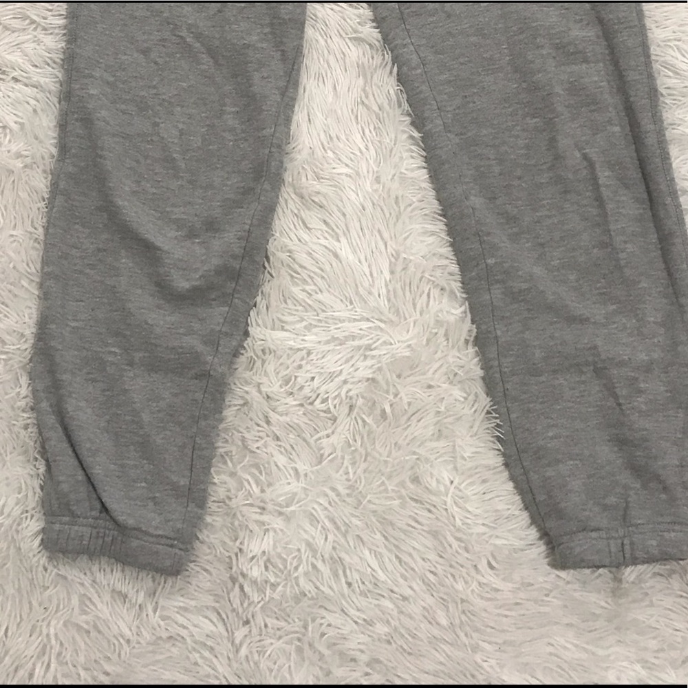 Sweatpants - Picture 2 of 3